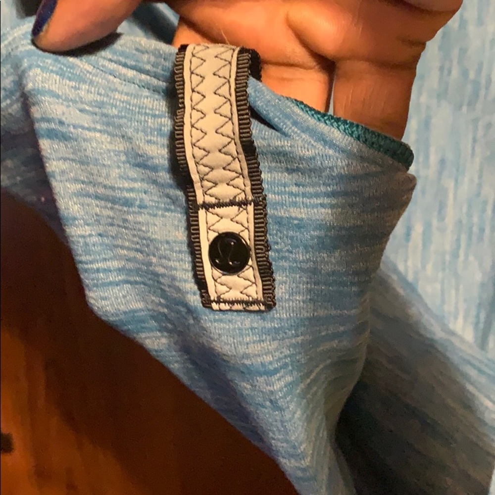 Lululemon scarf